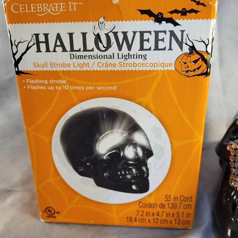 Black Bedazzled Skull Strobe Light Halloween Party Decoration Works Tested